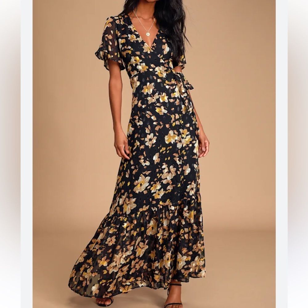 Lulus Lean On Me Black Mutli Print Wrap Maxi Dress in Size Small